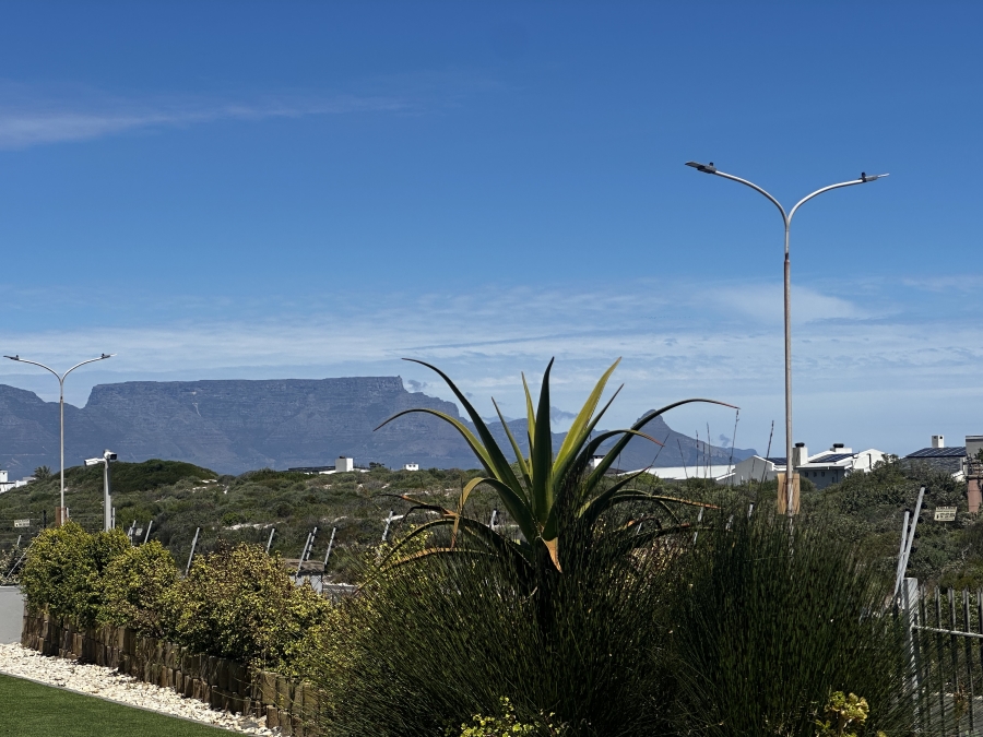 To Let 2 Bedroom Property for Rent in Bloubergstrand Western Cape